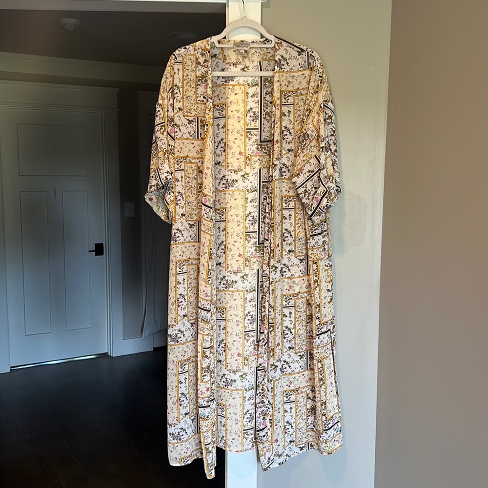 Short sleeve bathing suit cover up